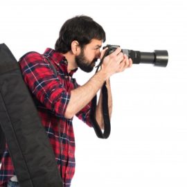 IIT, ISTITUTO ITALIANO DI TECNOLOGIA CERCA  UN FOTOREPORTER A GENOVA